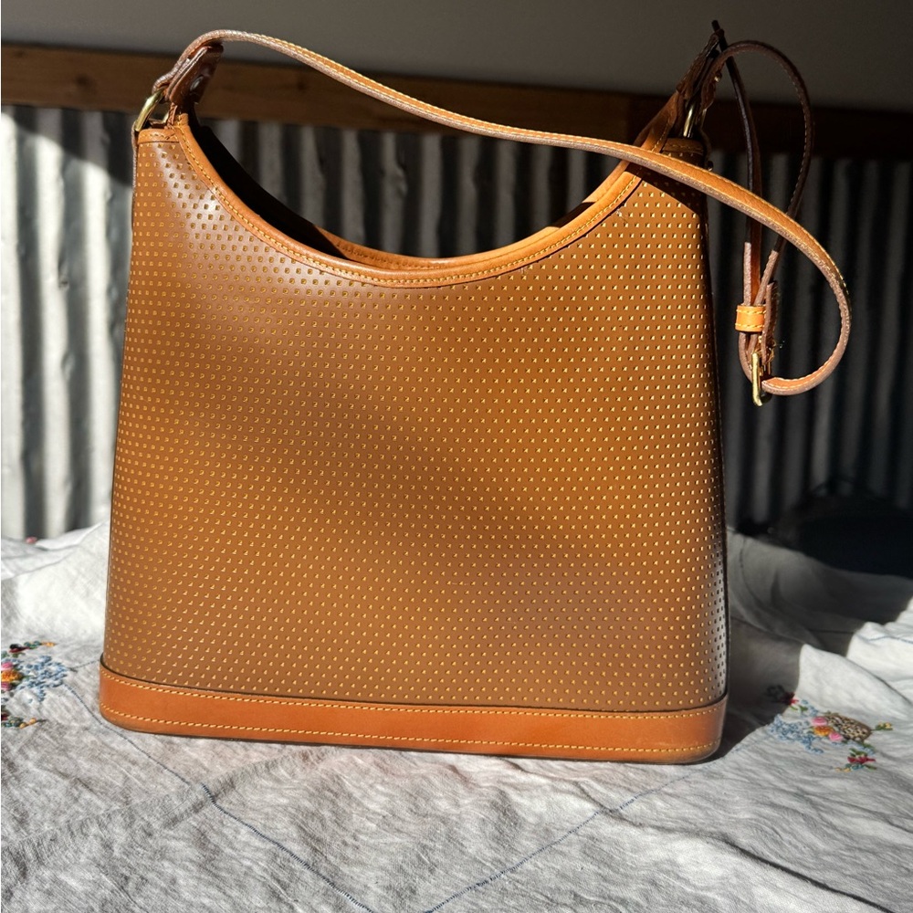 vintage Dooney & Bourke Cabrio perforated leather hobo - Picture 2 of 4